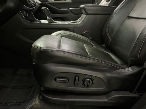 Used 2020 Chevrolet Traverse RS AWD/4WD image 15