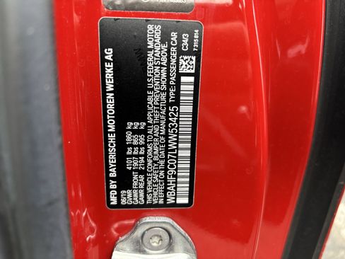 Used 2020 BMW Z4 M40i w/ Premium Package image 37