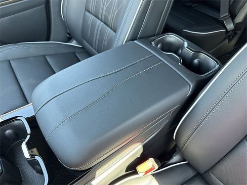 New 2026 Buick Enclave Avenir w/ Super Cruise Package image 21