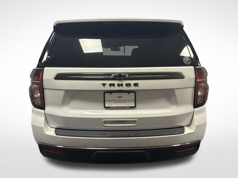 Used 2022 Chevrolet Tahoe Z71 w/ Luxury Package AWD/4WD image 4