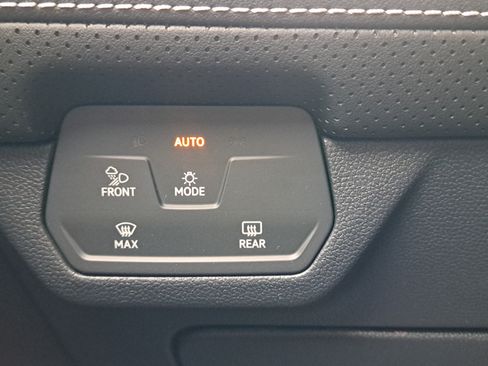New 2026 Volkswagen Atlas SE AWD/4WD image 23
