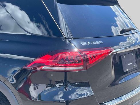Used 2020 Mercedes-Benz GLE 350 4MATIC image 11