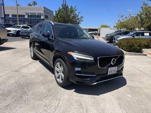 Used 2016 Volvo XC90 T8 Momentum w/ Vision Package AWD/4WD image 5