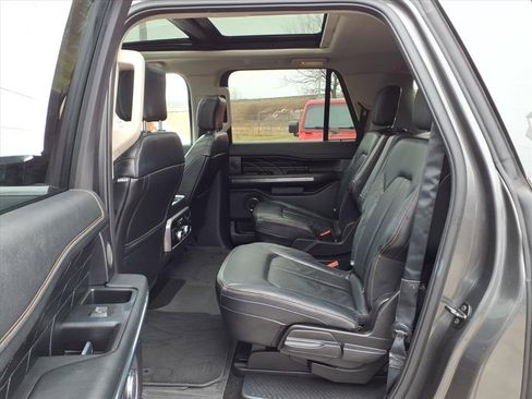 Used 2019 Ford Expedition Max Platinum image 9