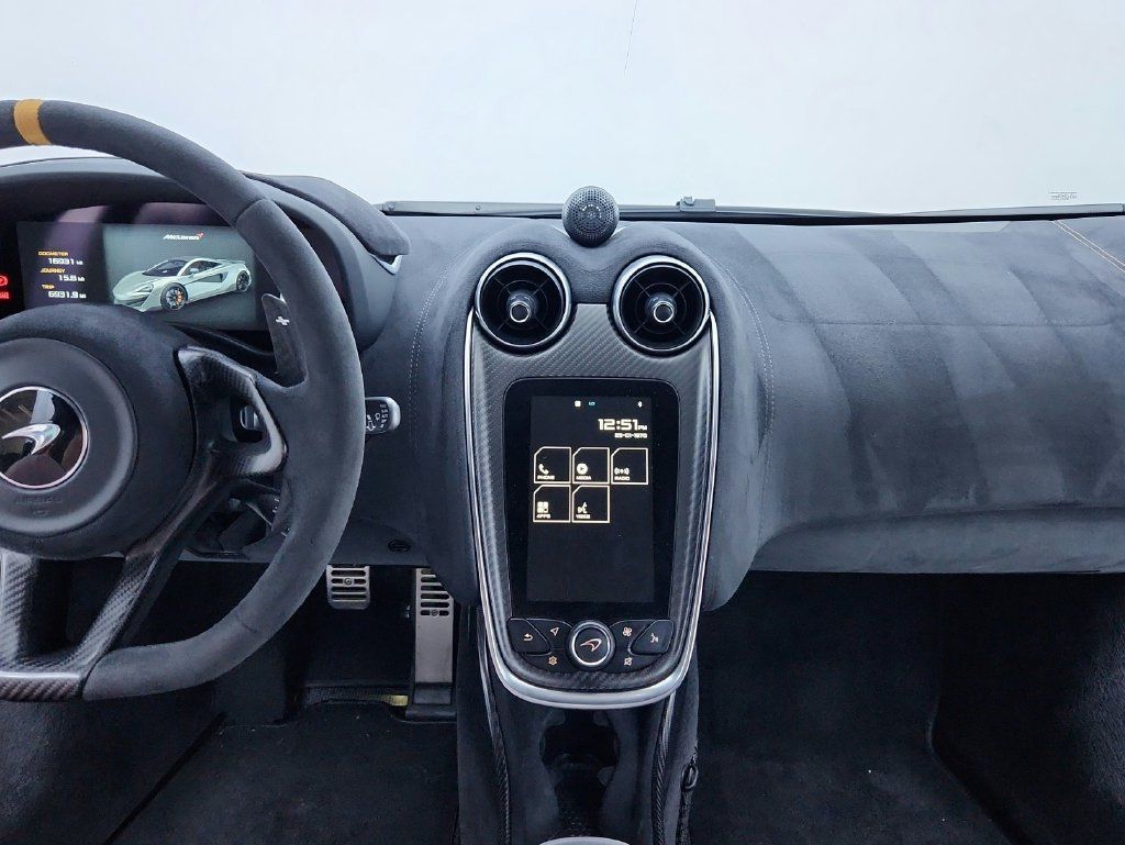 Used 2019 McLaren 600LT RWD image 29