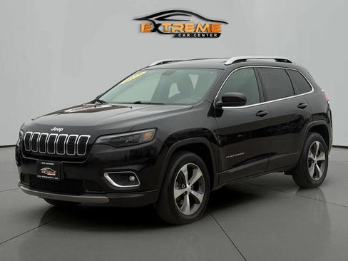 Used 2019 Jeep Cherokee Limited AWD/4WD image 2