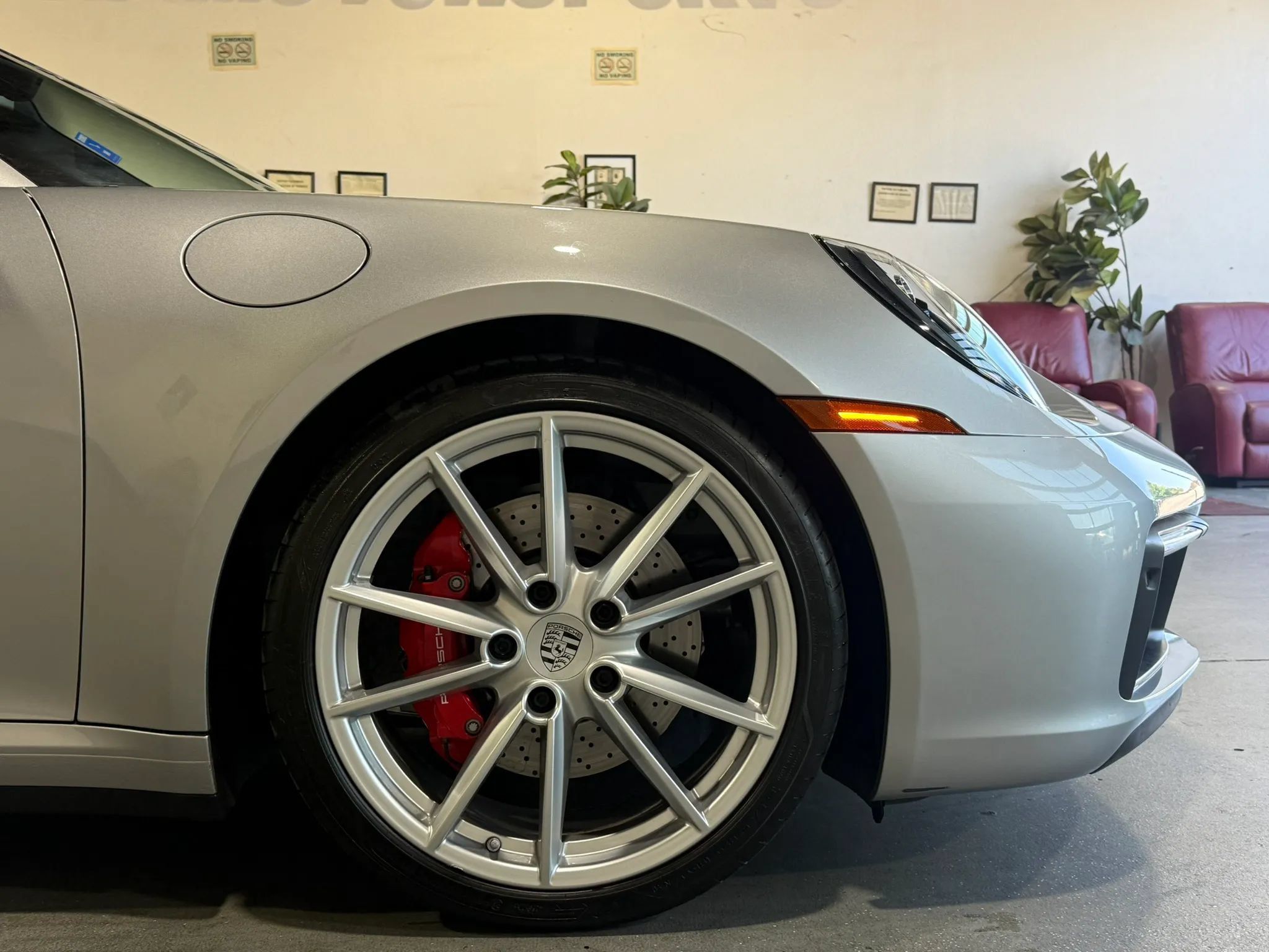 Used 2021 Porsche 911 AWD/4WD image 20