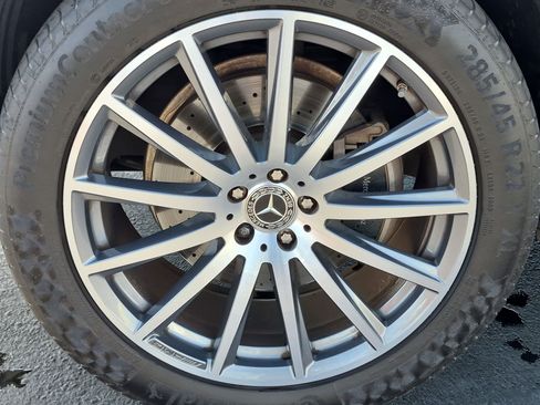 Used 2022 Mercedes-Benz GLS 450 4MATIC image 13