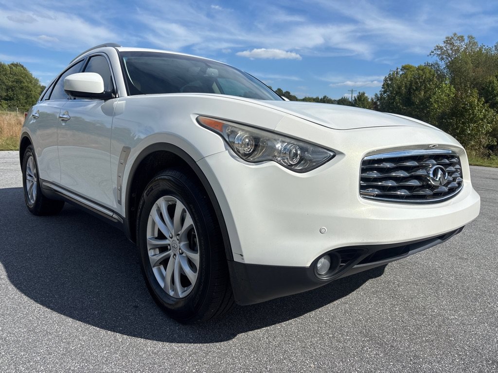Used 2011 INFINITI FX35 AWD w/ Premium Pkg image 7