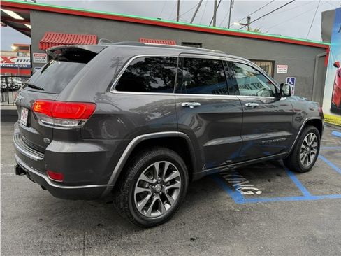 Used 2017 Jeep Grand Cherokee Overland w/ Jeep Active Safety Group image 63