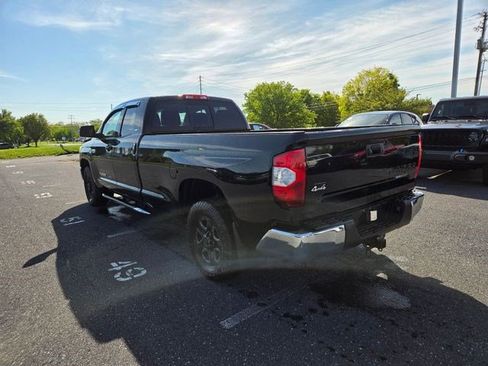 Used 2016 Toyota Tundra SR5 w/ SR5 Upgrade Package AWD/4WD image 11
