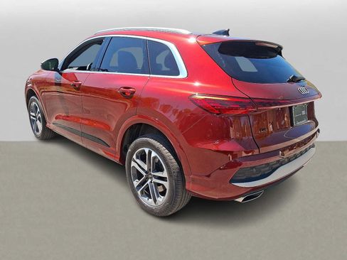 Certified 2025 Audi Q5 Premium w/ Premium Plus AWD/4WD image 22