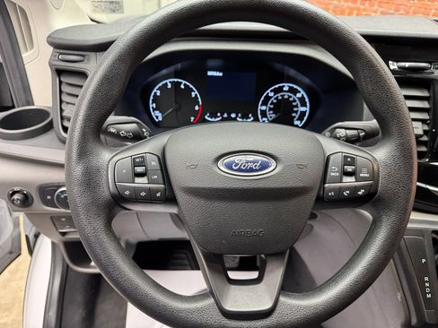 Used 2024 Ford Transit 350 XLT RWD image 12