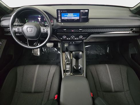 Used 2023 Honda Accord Sport image 12