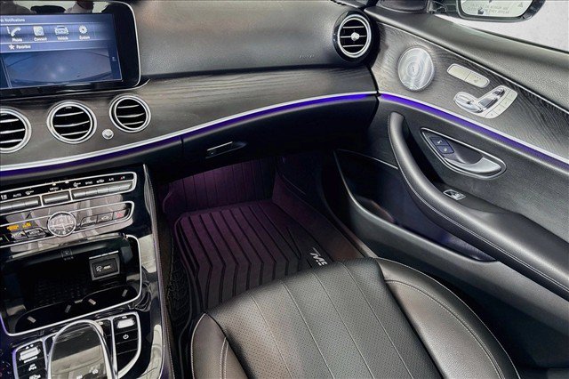 Used 2017 Mercedes-Benz E 300 image 22