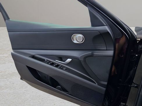 New 2025 Hyundai Elantra Blue image 17