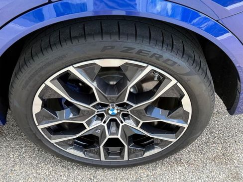 Certified 2026 BMW X7 M60i AWD/4WD image 7