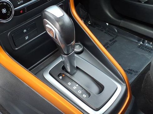 Used 2021 Ford EcoSport SE w/ SE Appearance Package image 15