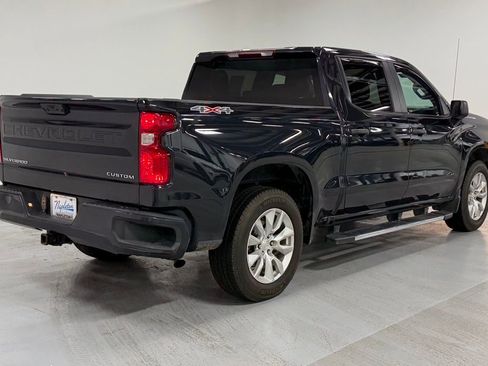 Used 2023 Chevrolet Silverado 1500 Custom AWD/4WD image 4