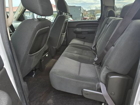 Used 2014 Chevrolet Silverado 2500 LT AWD/4WD image 28