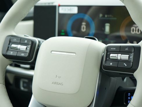 Used 2026 Hyundai Santa Fe SEL image 15