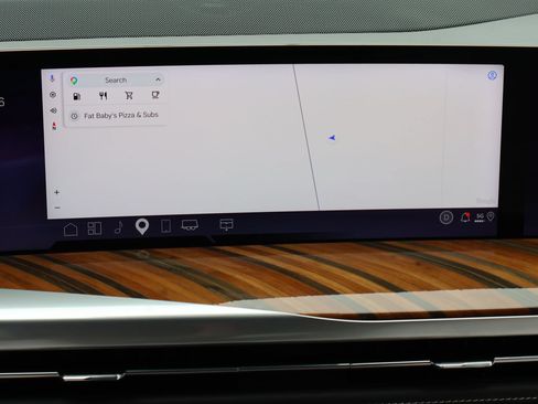 Certified 2025 Cadillac Escalade Premium Luxury Platinum w/ LPO, Floor Liner Package AWD/4WD image 16