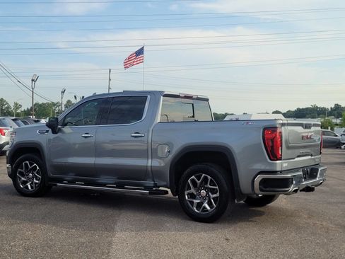 Used 2023 GMC Sierra 1500 SLT w/ SLT Premium Plus Package AWD/4WD image 21