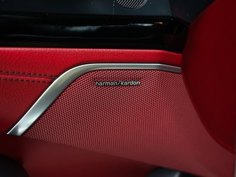 Used 2017 Mercedes-Benz SL 550 image 52