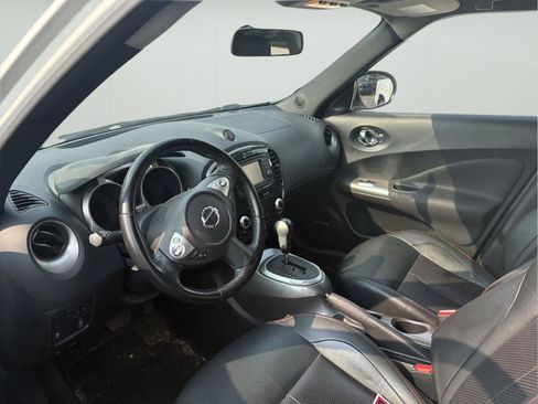 Used 2014 Nissan Juke SL AWD/4WD image 9