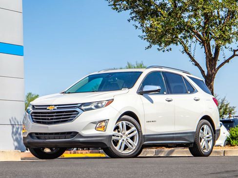 Used 2018 Chevrolet Equinox Premier FWD image 1