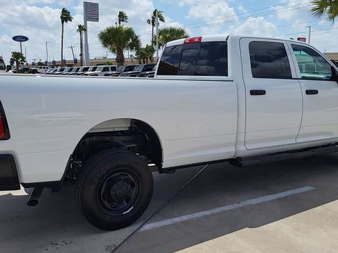 New 2026 RAM 2500 Tradesman AWD/4WD image 8