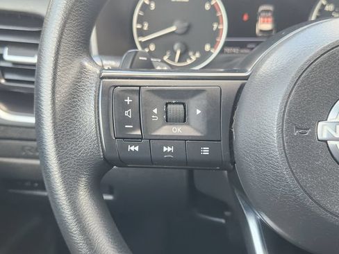 Used 2023 Nissan Rogue S AWD/4WD image 28