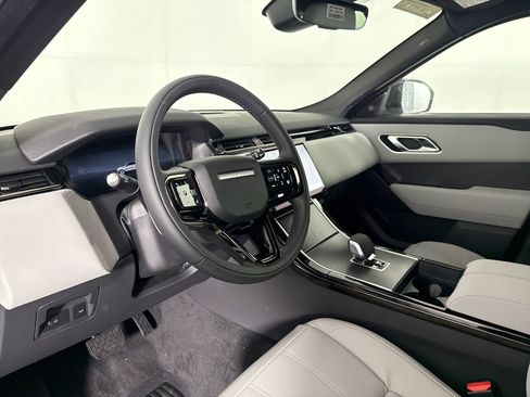 New 2026 Land Rover Range Rover Velar S AWD/4WD image 18