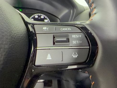 Certified 2025 Honda HR-V Sport image 19