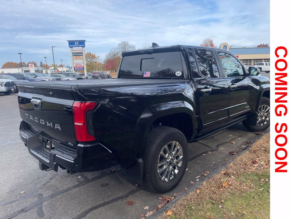 Used 2024 Toyota Tacoma Limited w/ Limited Package (LT) AWD/4WD image 9