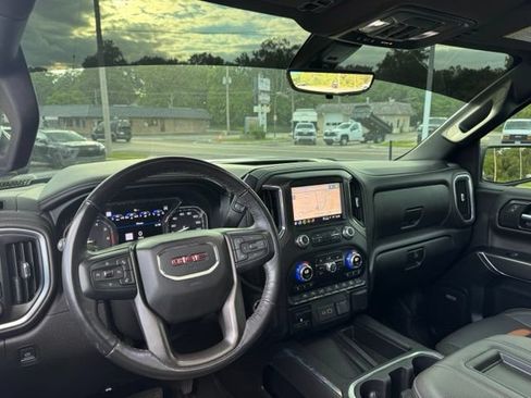 Used 2022 GMC Sierra 1500 AT4 w/ AT4 Premium Package AWD/4WD image 8