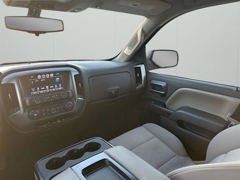 Used 2017 Chevrolet Silverado 1500 LT w/ Texas Edition image 21