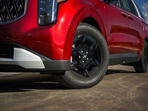 New 2026 Kia Carnival LXS image 6