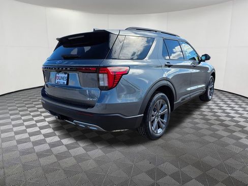 New 2026 Ford Explorer Active AWD/4WD image 7