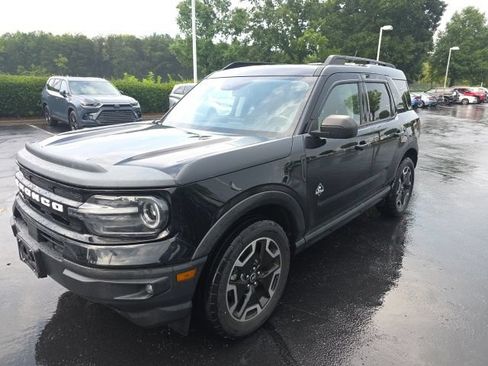 Used 2021 Ford Bronco Sport Outer Banks w/ Outer Banks Package (96D) AWD/4WD image 2
