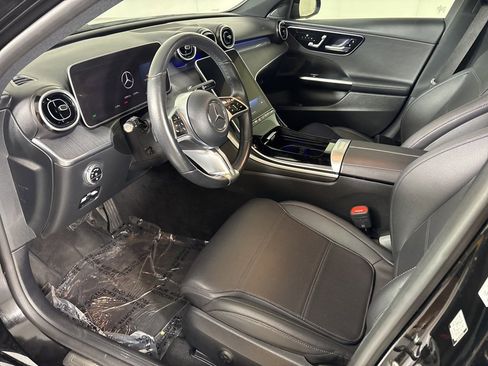 Used 2025 Mercedes-Benz C 300 C 300 image 17