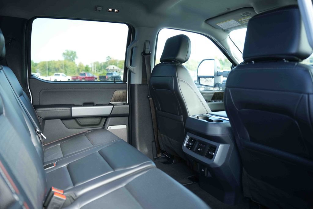 Used 2024 Ford F350 Lariat w/ Chrome Package AWD/4WD image 21