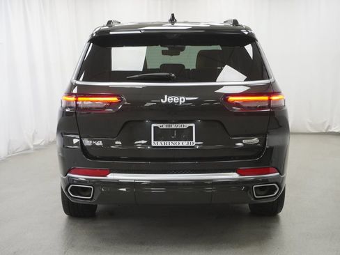 Used 2024 Jeep Grand Cherokee L Summit AWD/4WD image 18