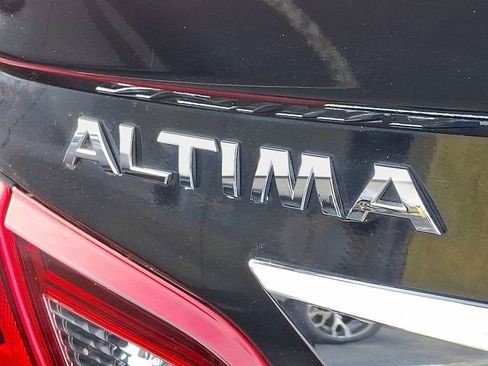 Used 2017 Nissan Altima 2.5 SR image 32