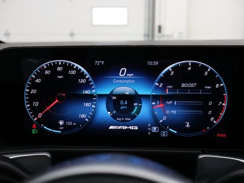 Used 2022 Mercedes-Benz GLB 35 AMG 4MATIC image 10