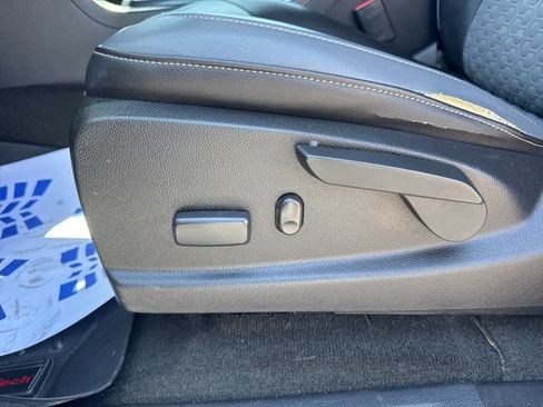 Used 2016 Chevrolet Colorado Z71 AWD/4WD image 14