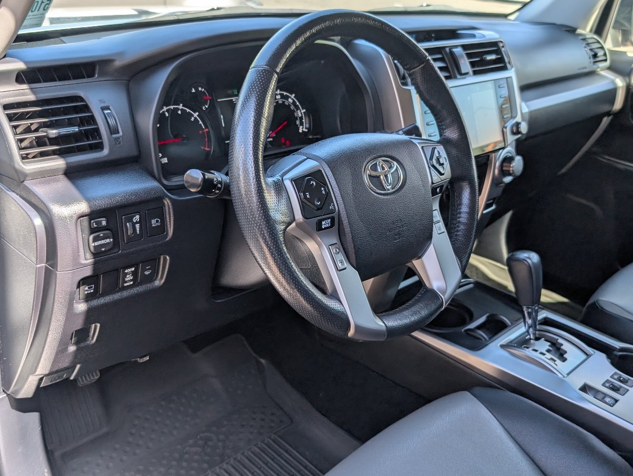 Used 2024 Toyota 4Runner SR5 Premium w/ Moonroof Package RWD image 14