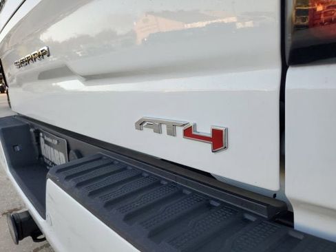 New 2026 GMC Sierra 1500 AT4 w/ AT4 Premium Package image 9