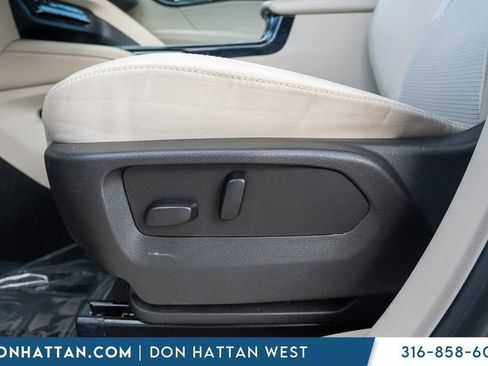Used 2023 Buick Envision Preferred FWD image 18