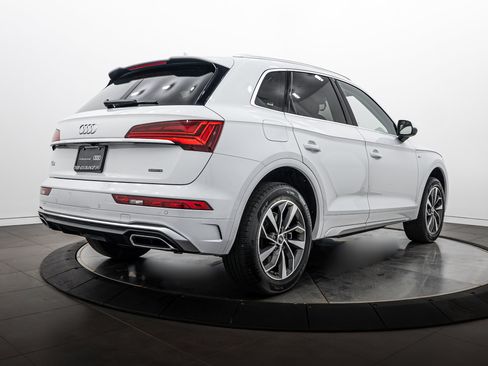 Used 2024 Audi Q5 2.0T Premium Plus w/ Premium Plus Package AWD/4WD image 4